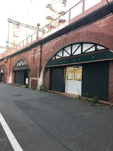 JR高架下倉庫・事務所1.JPG