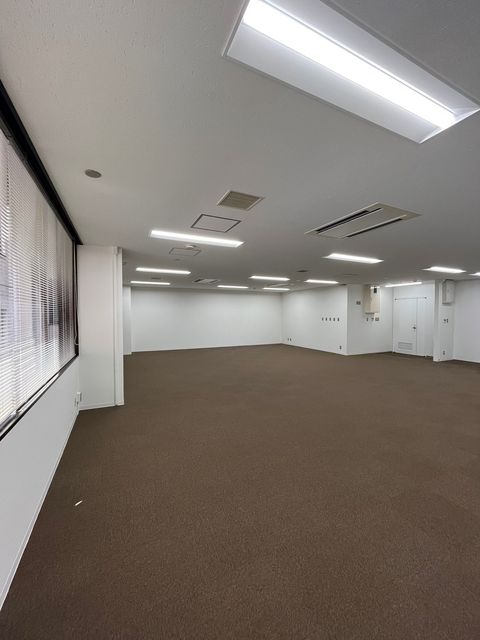 名古屋情報センター2F室内 (7).jpg