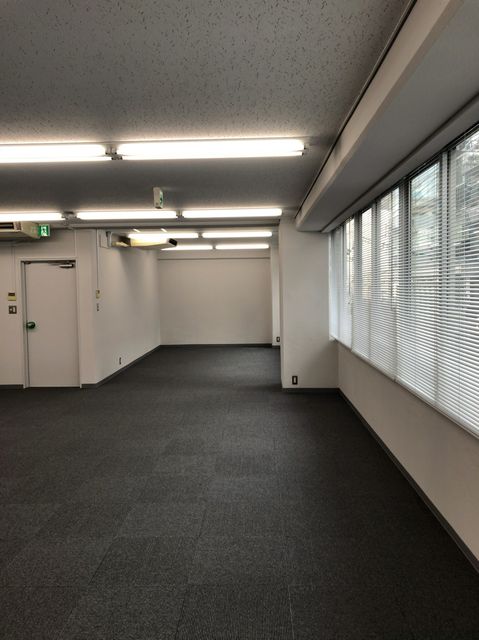 コアビル2階 (4).jpg