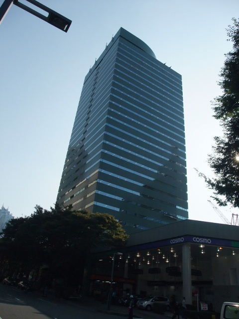 新宿グリーンタワー外観.JPG