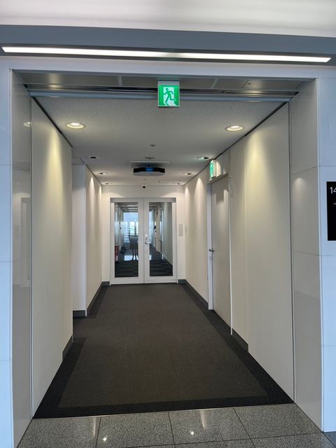 新横浜スクエア14F4.jpg