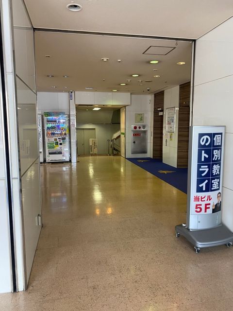 姫路駅前 (4).jpg